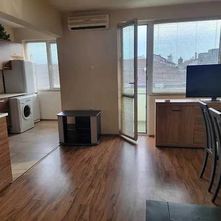 And Skyline 2br 5th Floor Walk Up Varna